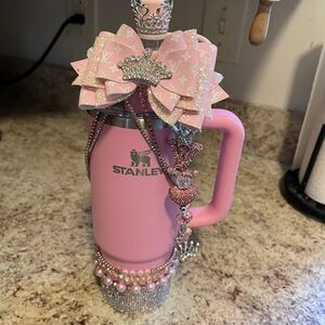 Stanley 30oz Sizzling Pink With Accessories